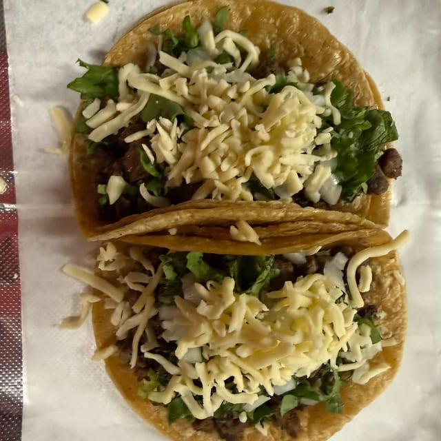 Pizza (LG) & Tacos (4).