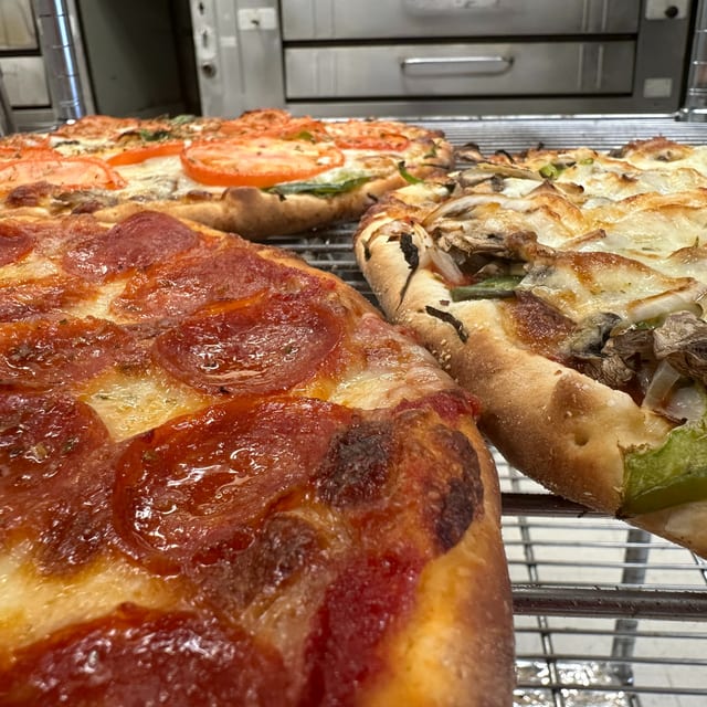 Family Night Deal (2 Medium Thin).